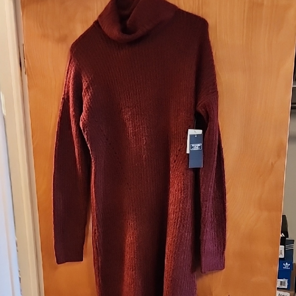 Abercrombie & FitchElegant Maroon Long Sleeve Sweater Dress